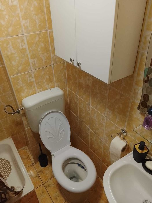 Grasoniera de vanzare Teleajan