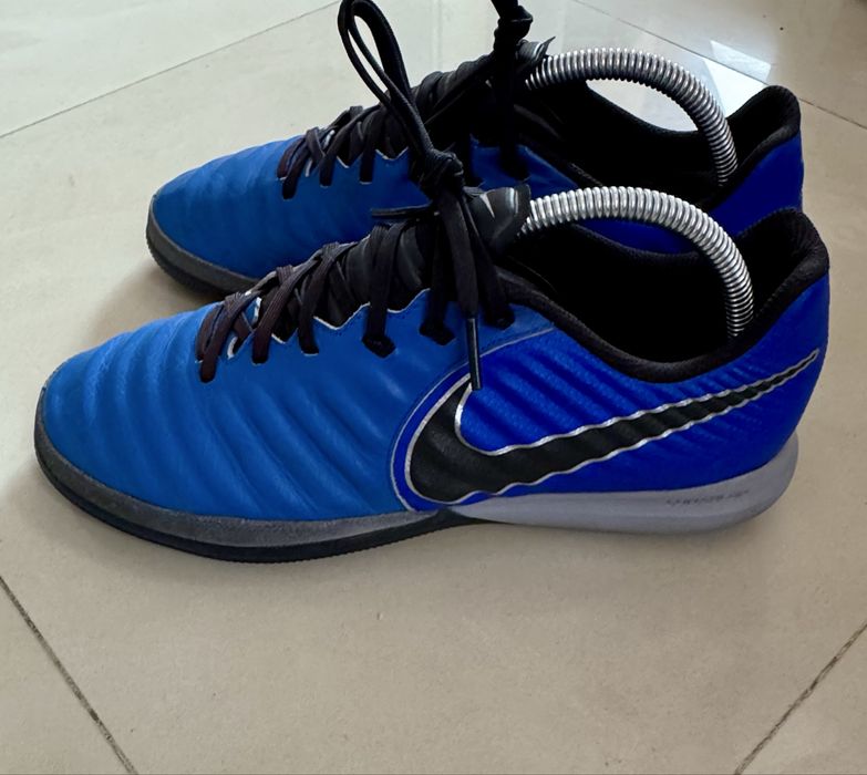 Футболни обувки за зала стоножки Nike Tiempo