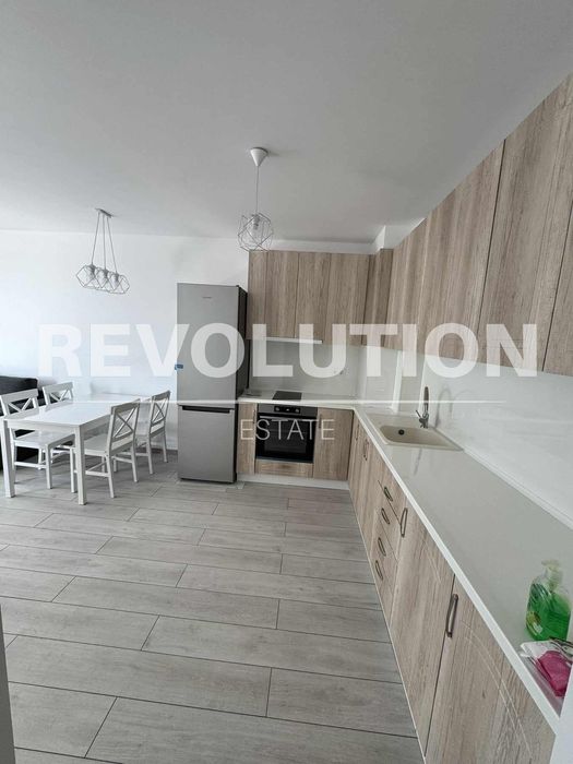 Дава се под наем Двустаен апартамент в Варна, Победа - 60 кв.м за 475 € - Снимка #3