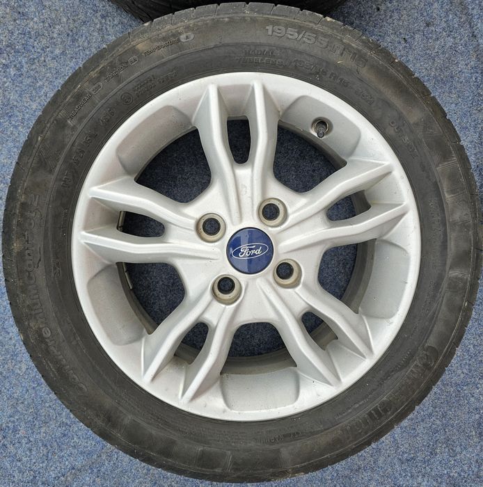 JanteAliaj 15''4x108FordFiestaFocusCauciucuriVaraAnvelopeVara195-55-15''
