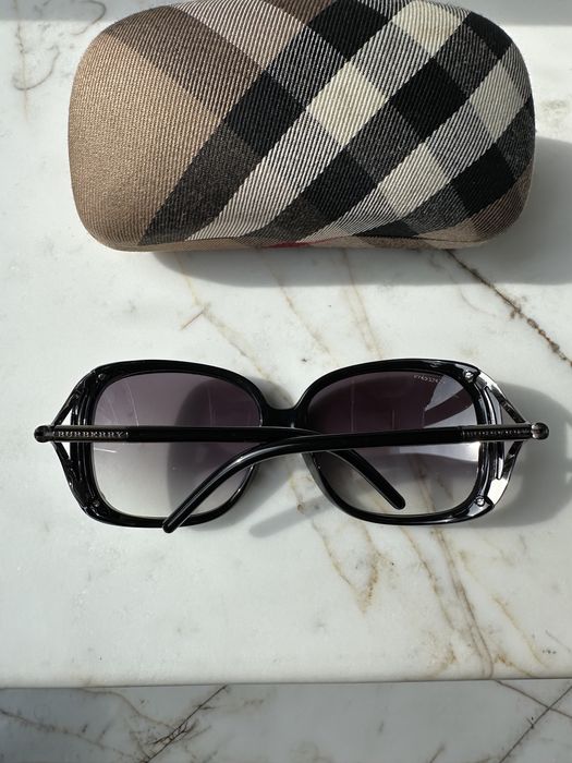 Стилни оригинални черни дамски очила Burberry промо цена