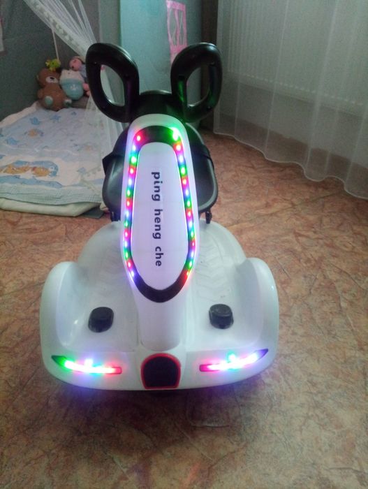 Продам электромобиль