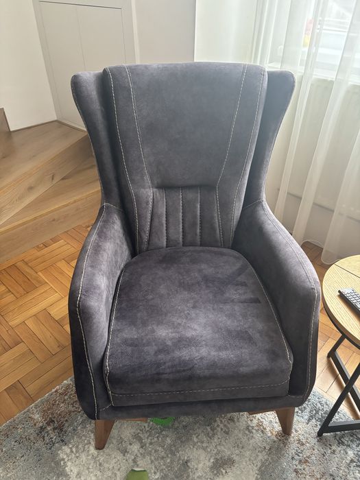 Триместен диван и кресло