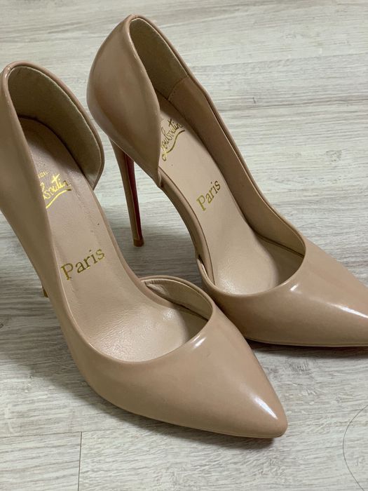 Женские туфли на шпильке