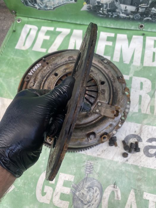 Volantă, disc ambreiaj, placă Opel Vivaro 1.6 dci 6 trepte 2016