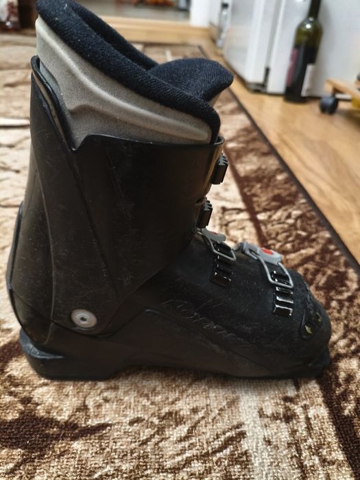 2 чифта детски ски обувки