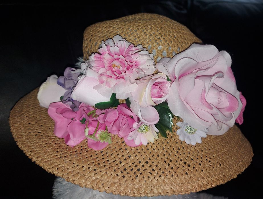 Palarie și cos pentru plaja