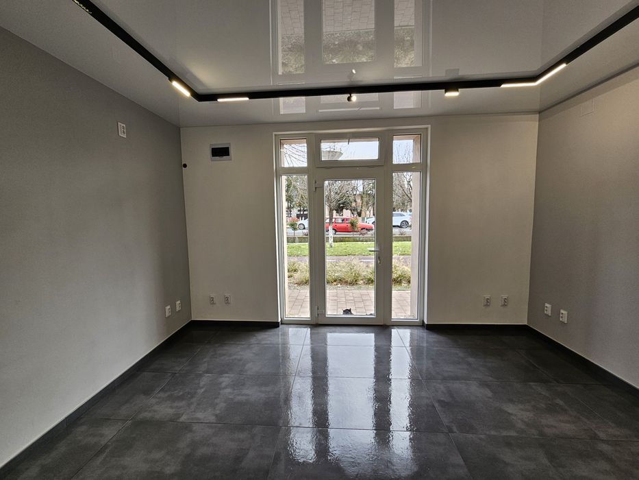 Spatiu comercial de închiriat 24m2