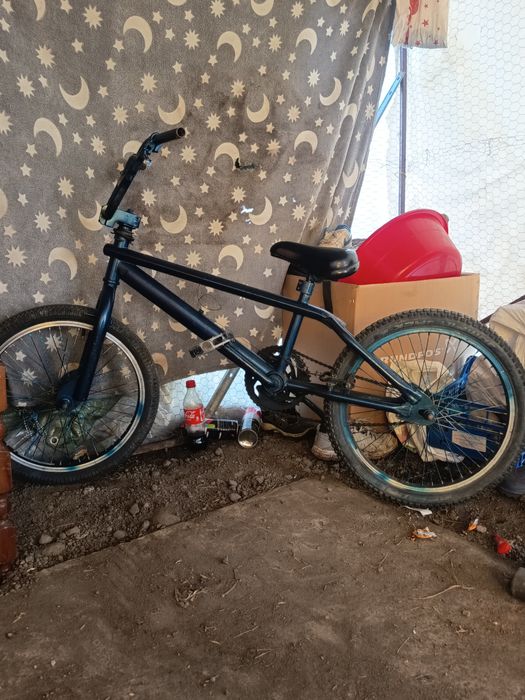 BMX 2010 VOPSIT cu spray normal ,
