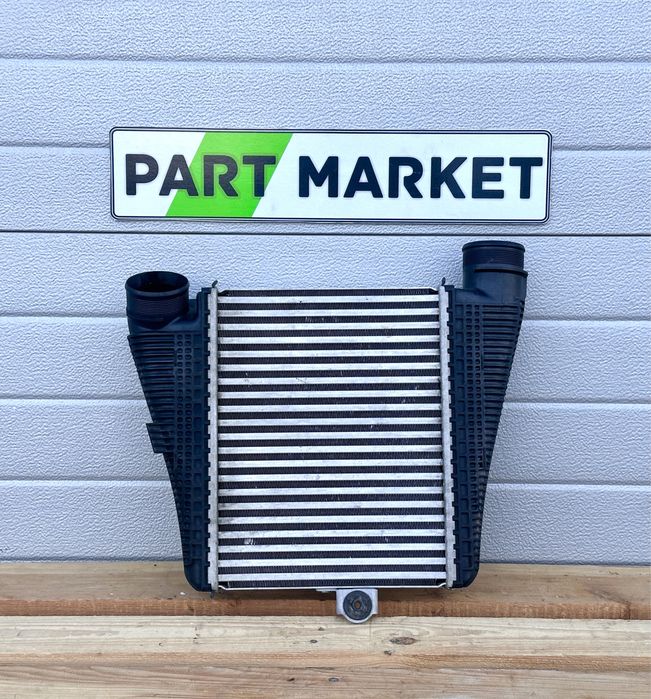 Десен интеркулер AUDI A8 D5 3.0TFSI 4N0145806H