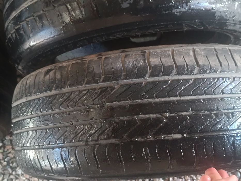 Продам резину б.у 16 размер