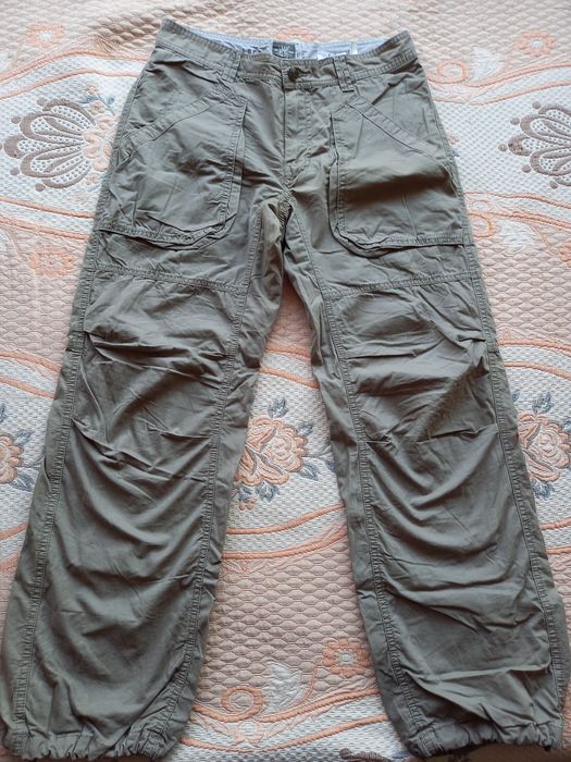 Дънки, панталон, блузи и гащеризон + подарък