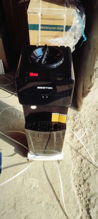 Куллер для воды.