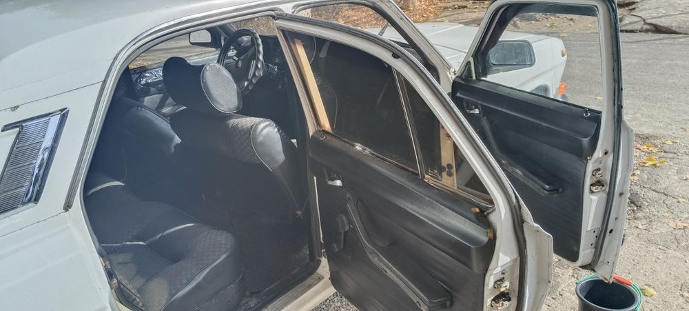 Волга 2410 йили  1992 радной матор хадавойлари яхши холатда