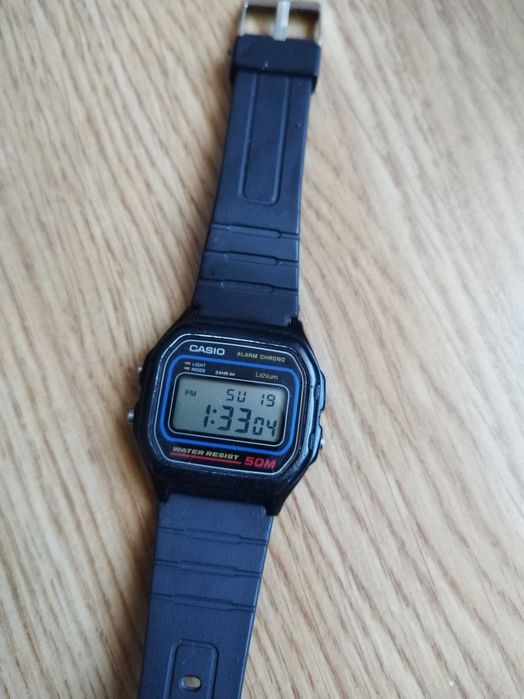 Ceas Casio cu alarma lumina cronometru