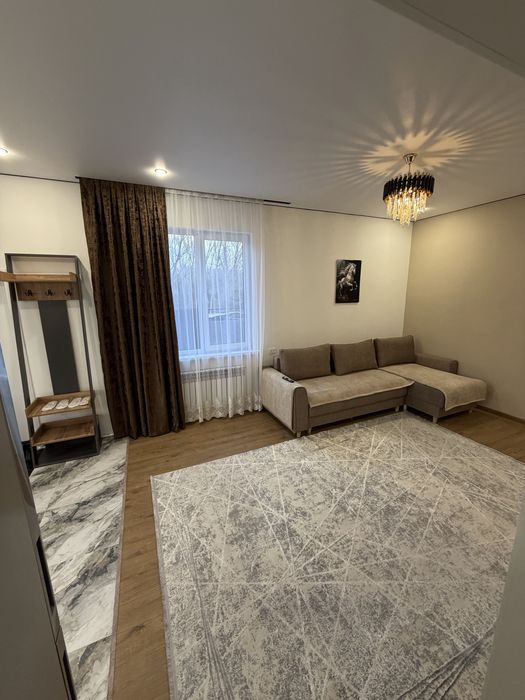 Сдам посуточно дом-кваритиру