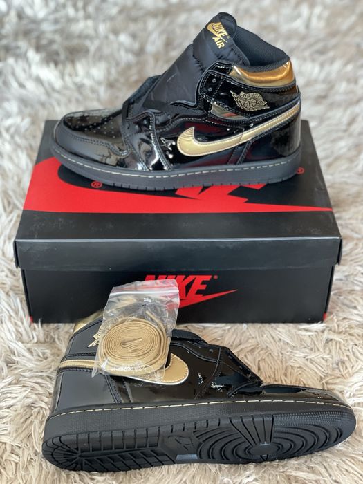 Jordan 1 Retro High Black Metallic Gold Dark Nike Full Box Verificare