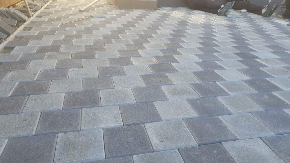 Pavaj, pavele, pavaje pentru gradina si piscina. Montaj, transport