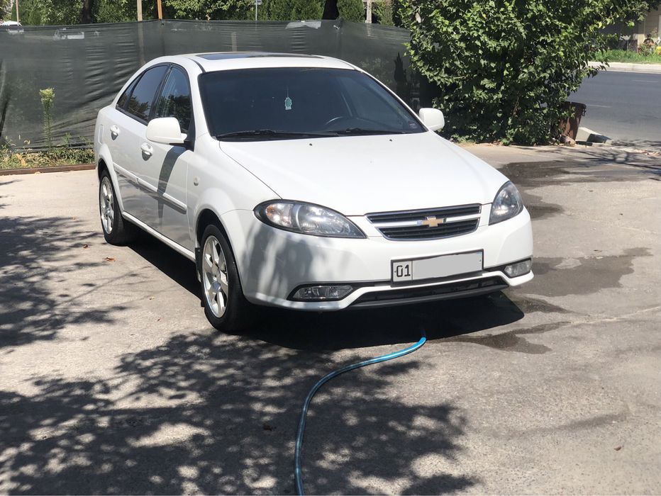 Срочно продается Lacetti Jentra 3 позиция