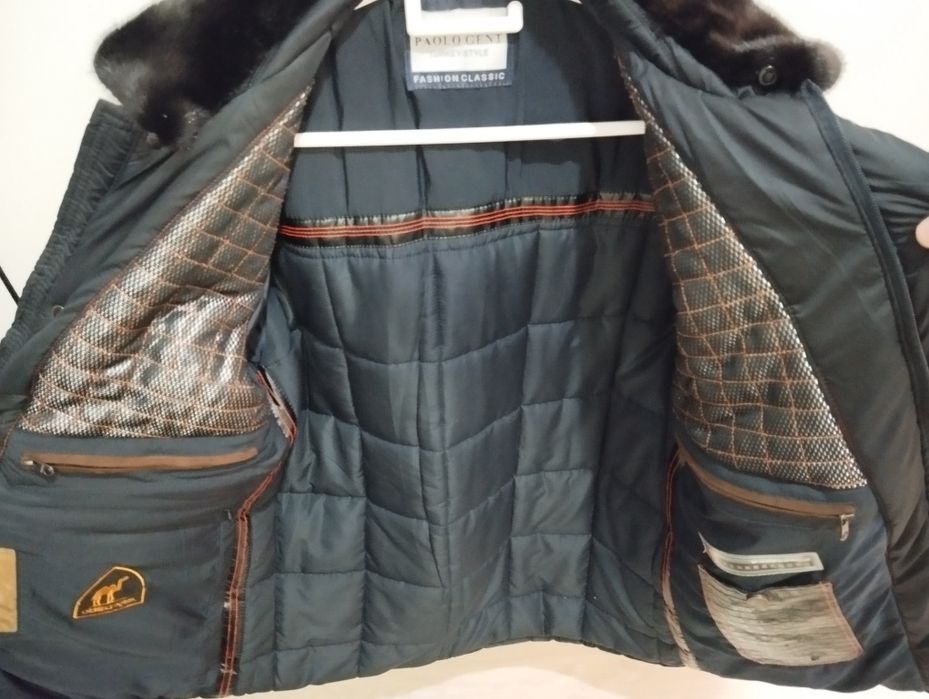 Продам новую куртк