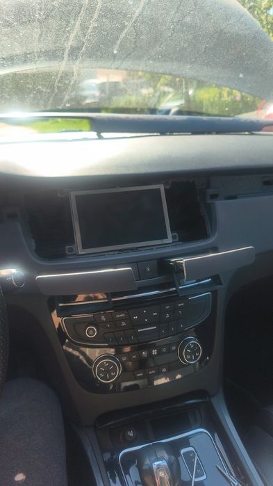 Plansa de bord cu head up display Peugeot 508 hybrid4 2012 airbag volan centuri Peugeot 508 hybrid