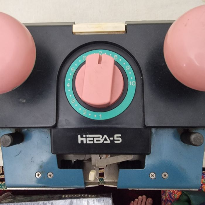 Нева 5 вязальная машина