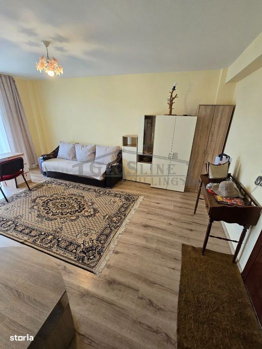 Apartament 1 cameră decomandată Bucătărie separată Parcare exterioară