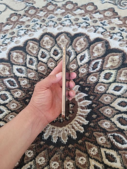Iphone XS Max  LL/A 64GB!