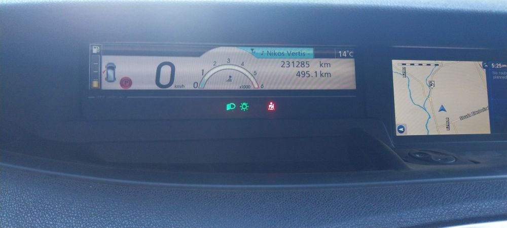Vand  schimb Renault Scenic 3 cu bascula 3.5 t