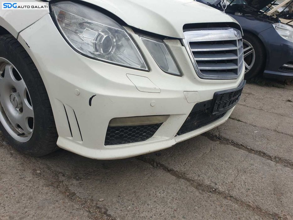 Grila Centrala de pe Bara Spoiler Fata Mercedes Clasa E Class W212 E180 E200 E220 E250 E300 E320 2009 - 2013 [C8404]