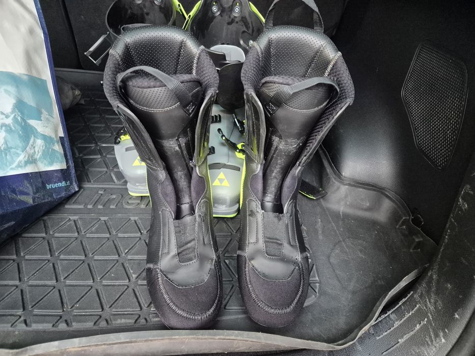 Fischer RC4 Flex 110 – mărime 29–29.5 – folosiți 5 zile