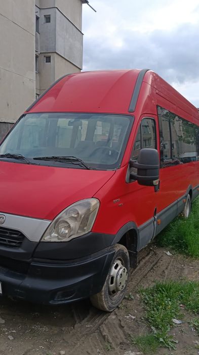 Vând Iveco Dayli an fabricație 2013