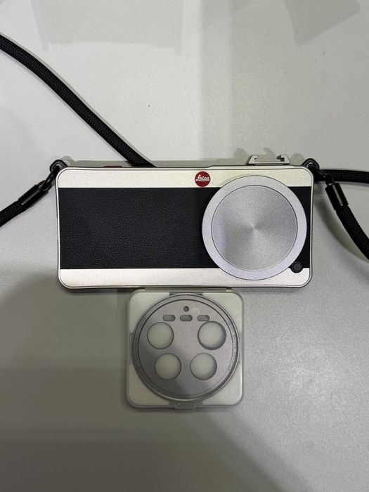 Xiaomi 14 Ultra 256GB + photography case