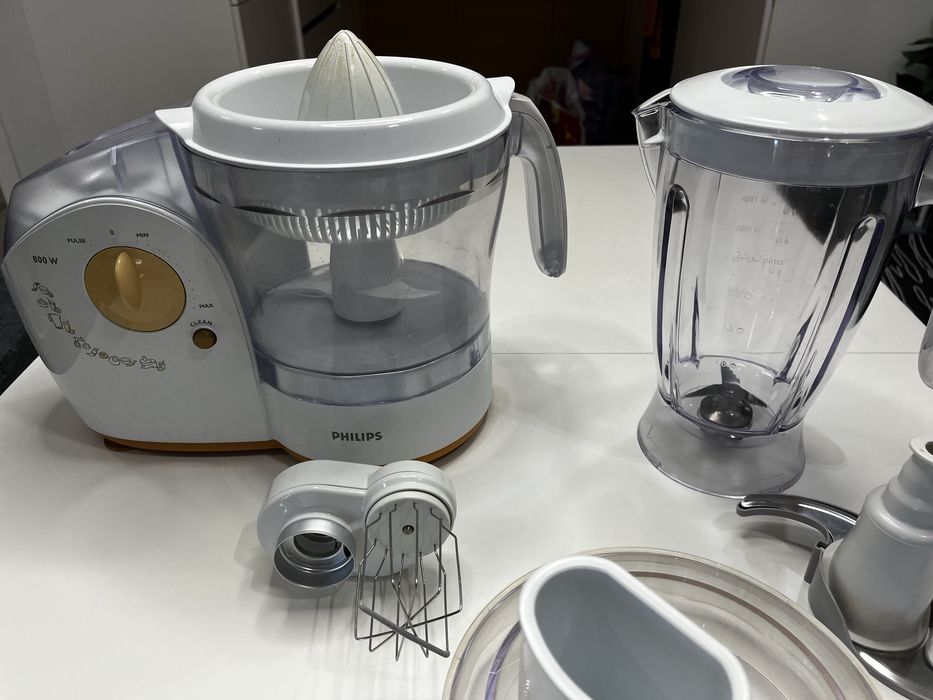 Продавам кухненски робот Philips