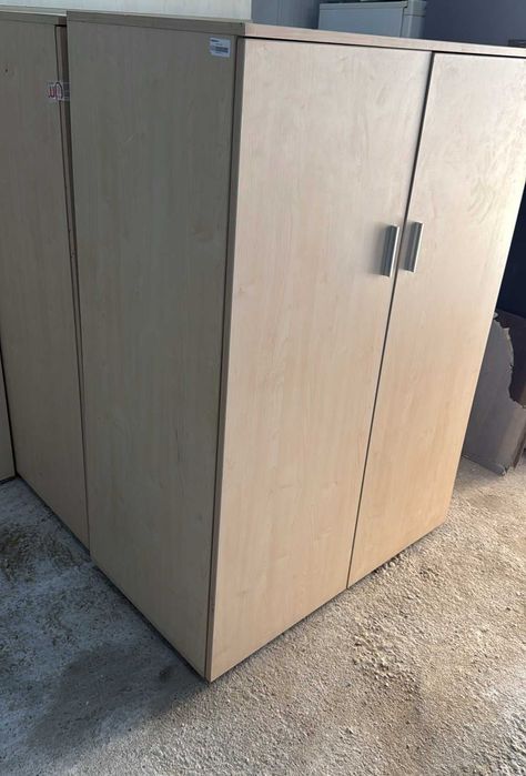 10 buc Dulap cu 2 usi si bara de umerase; Fiset birou; Mic Dulap; Vestiar 145x100x55 cm; Comoda inalta