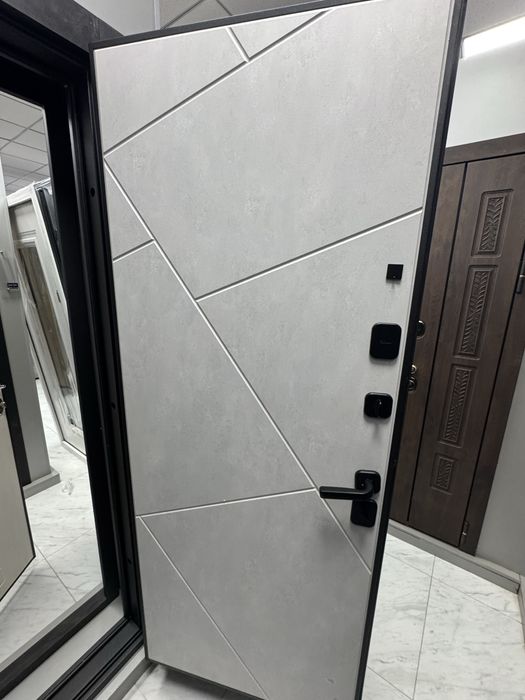 Входные двери/ Сыртқы есіктер