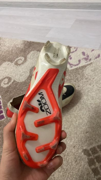 Бутсы 42 размер.