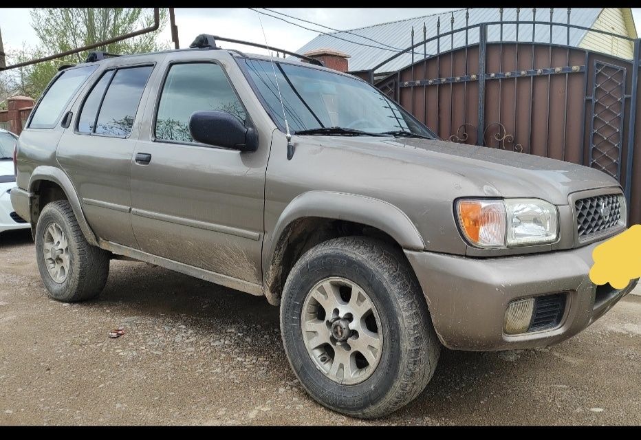 Nissan pathfinder R50