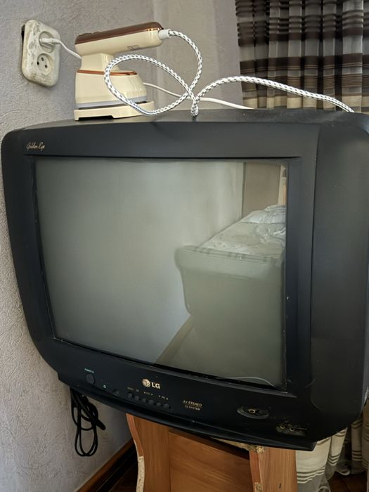 Телевизор LG с DVD