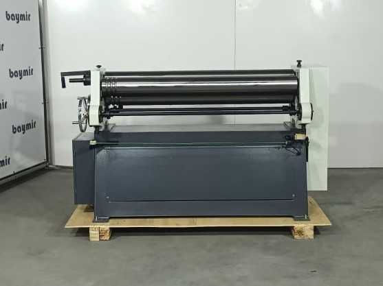 Вальцовочный станок ESR1300х4.5 электромеханический