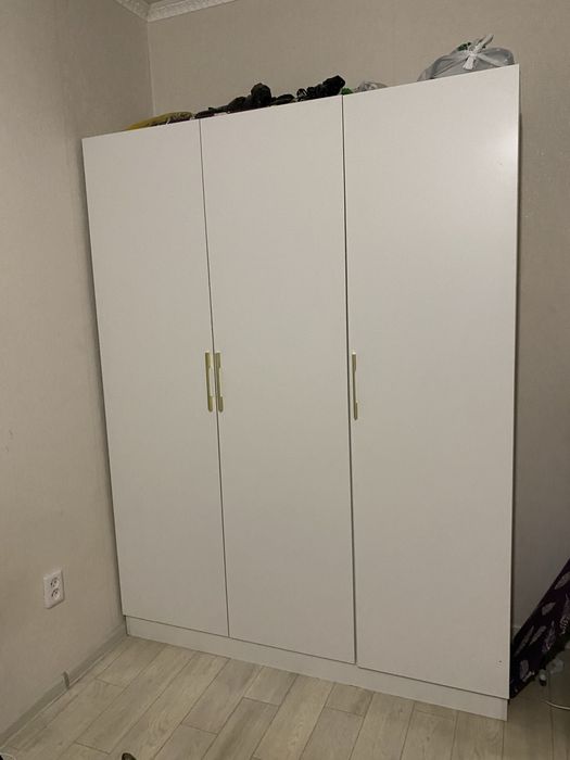Продам шкаф и кровать