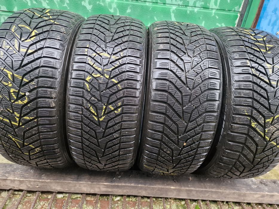 Anvelope 225/50R18 marca Yokohama, DOT 2019,7 mm