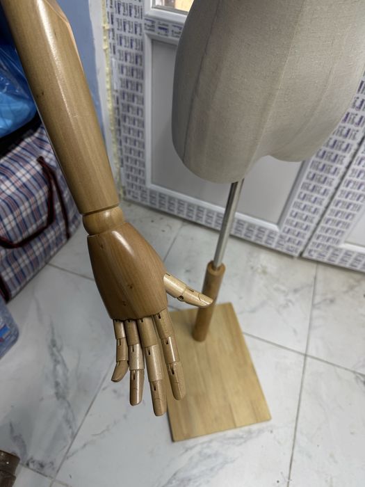Продам манекен женский