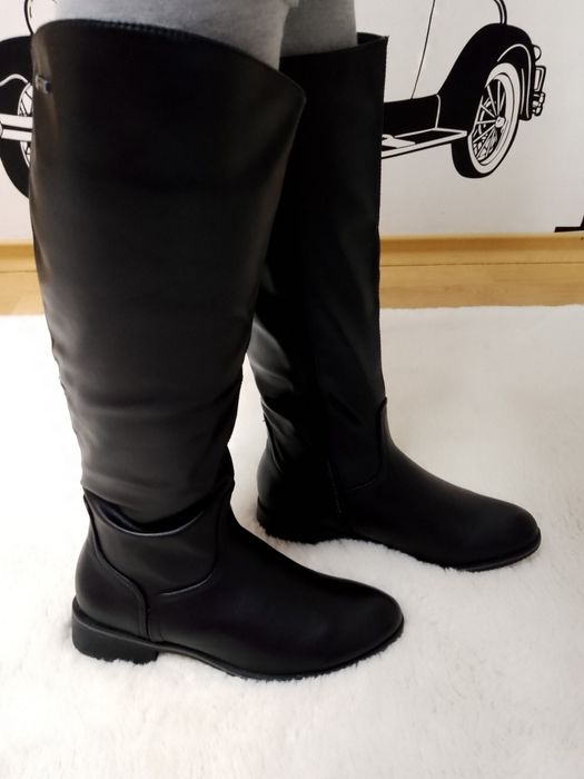 Дамски ботуши номер 37