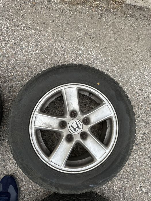 15” Алуминиеви оригинални джанти за Хонда със зимни гуми Фалкен