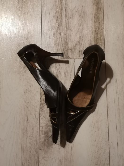 Pantofi cu toc vintage