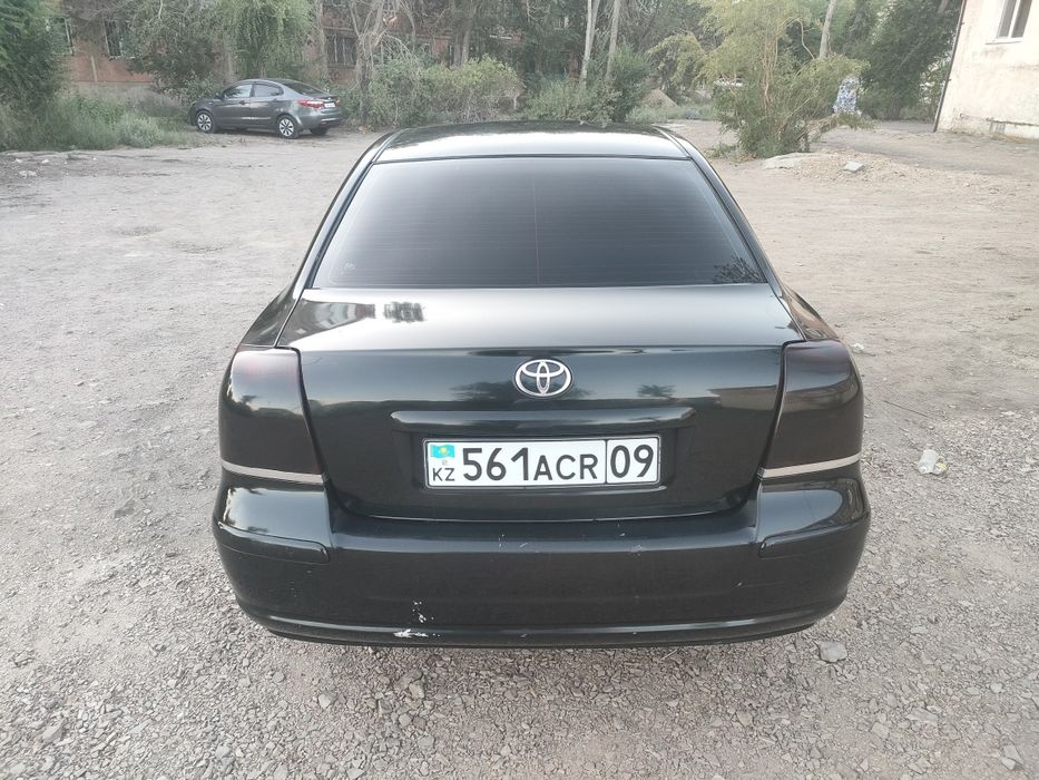 Тойота Авениси 2005 г.в.