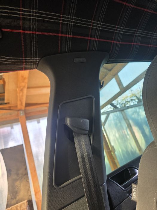 Комплект таван,колонки,плафони за Golf 5