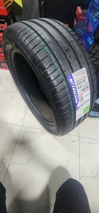 Michelin pilot sport 4 suv 265/45R21