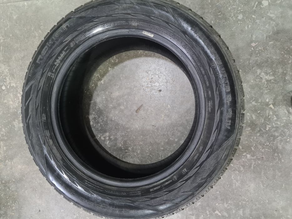 Продам резину на 255×55×18